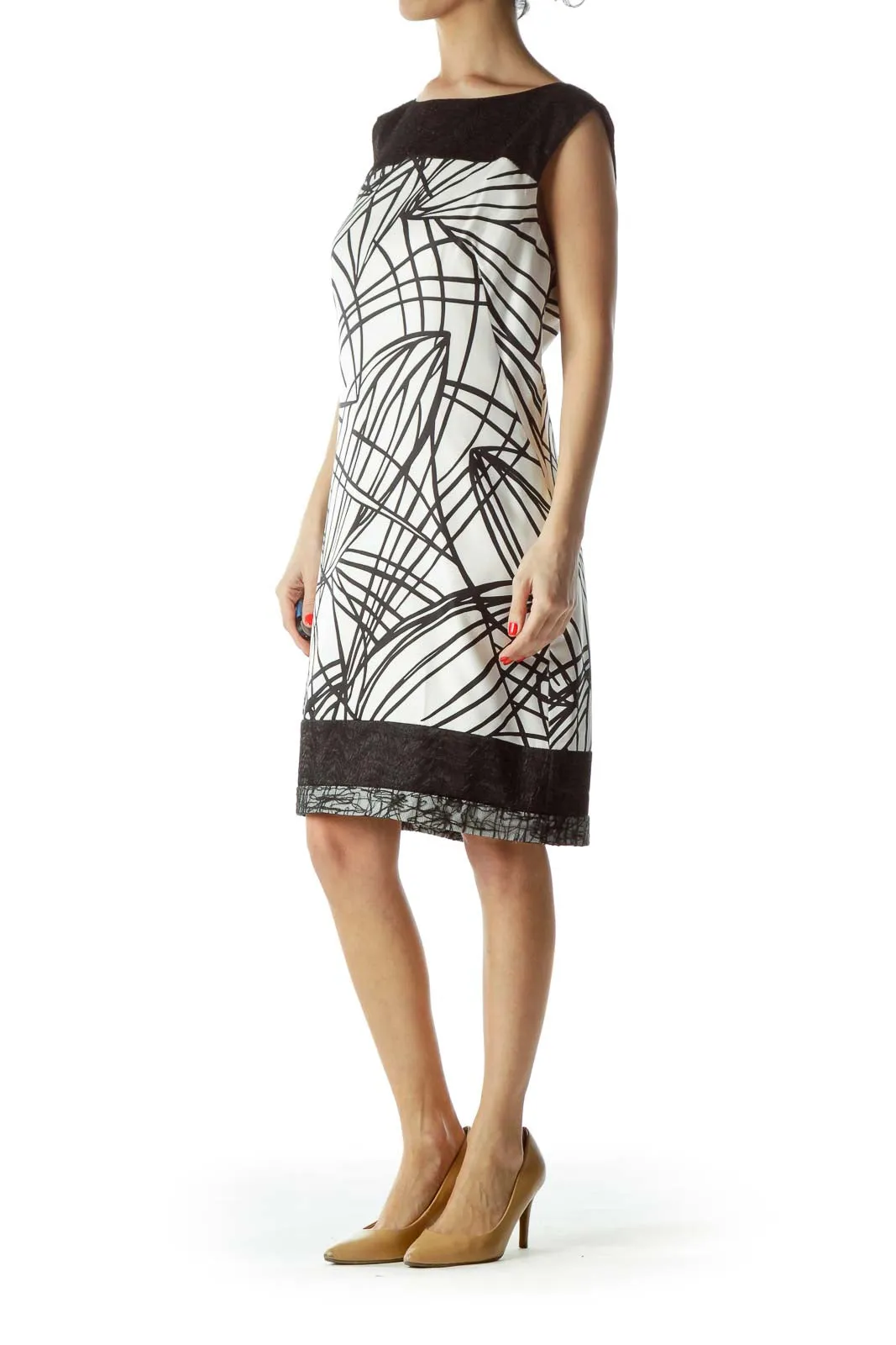 Black and White Geometric Print Shift Dress