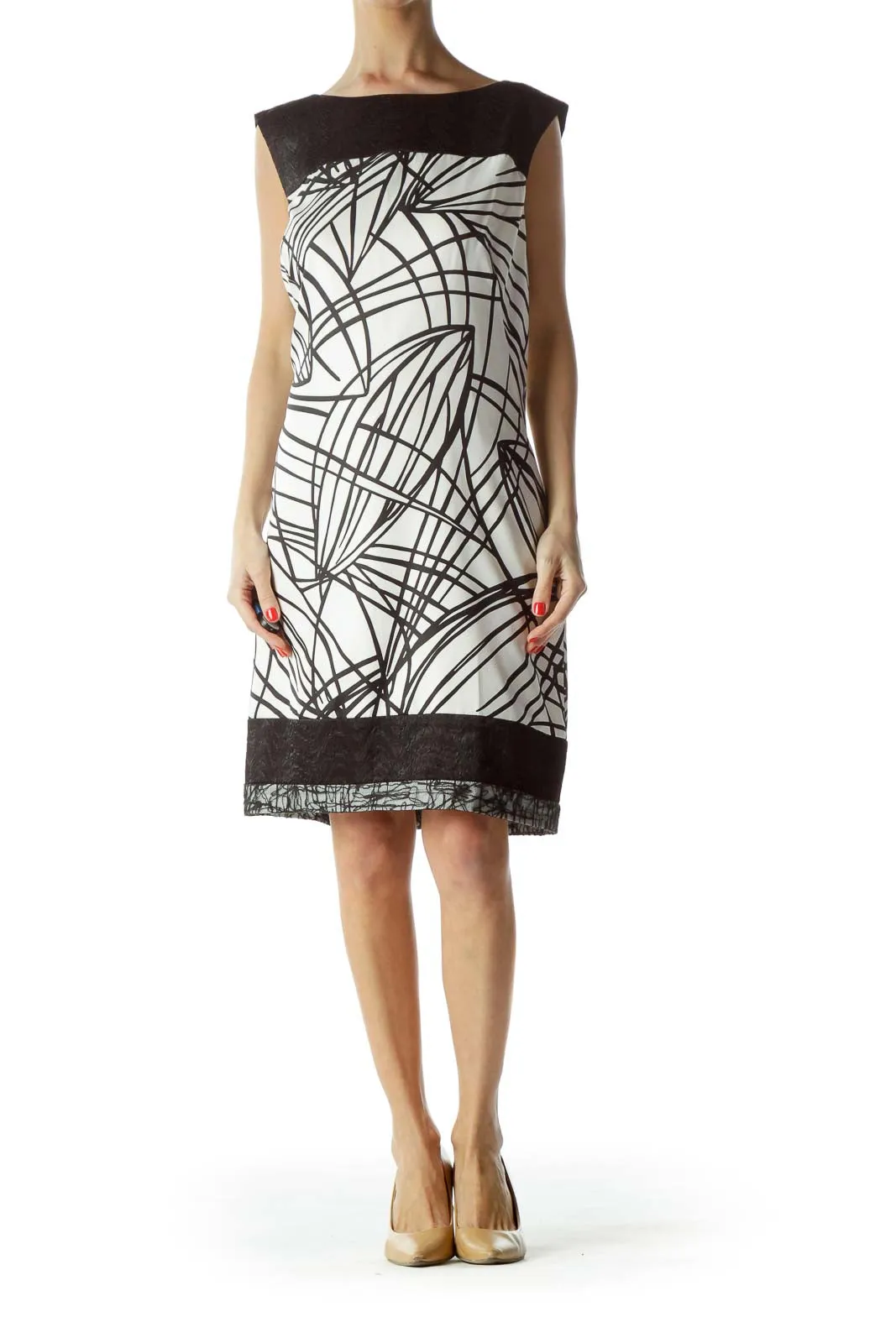 Black and White Geometric Print Shift Dress