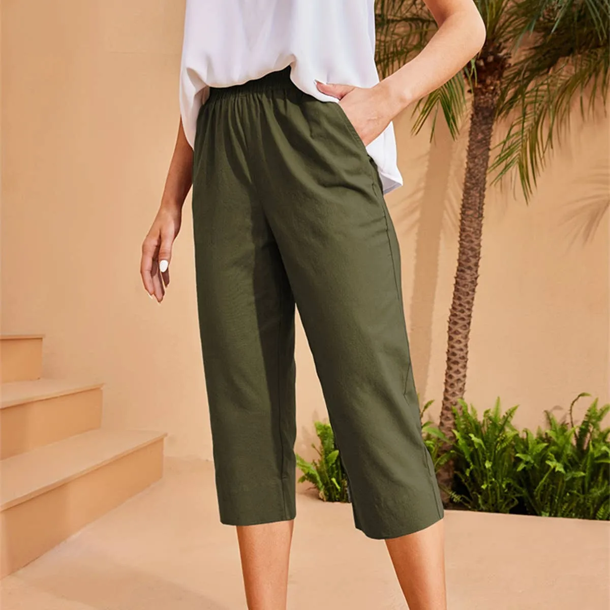 High Waisted Capri Pants with Pockets