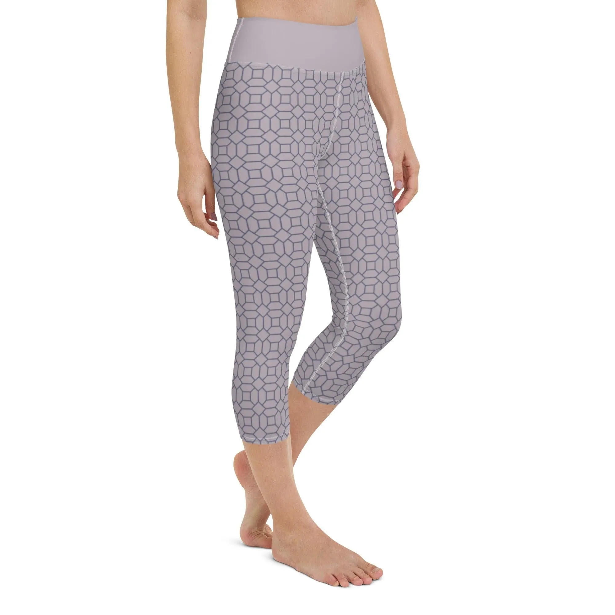 Lilac Pattern Women's Capri Yoga Pants