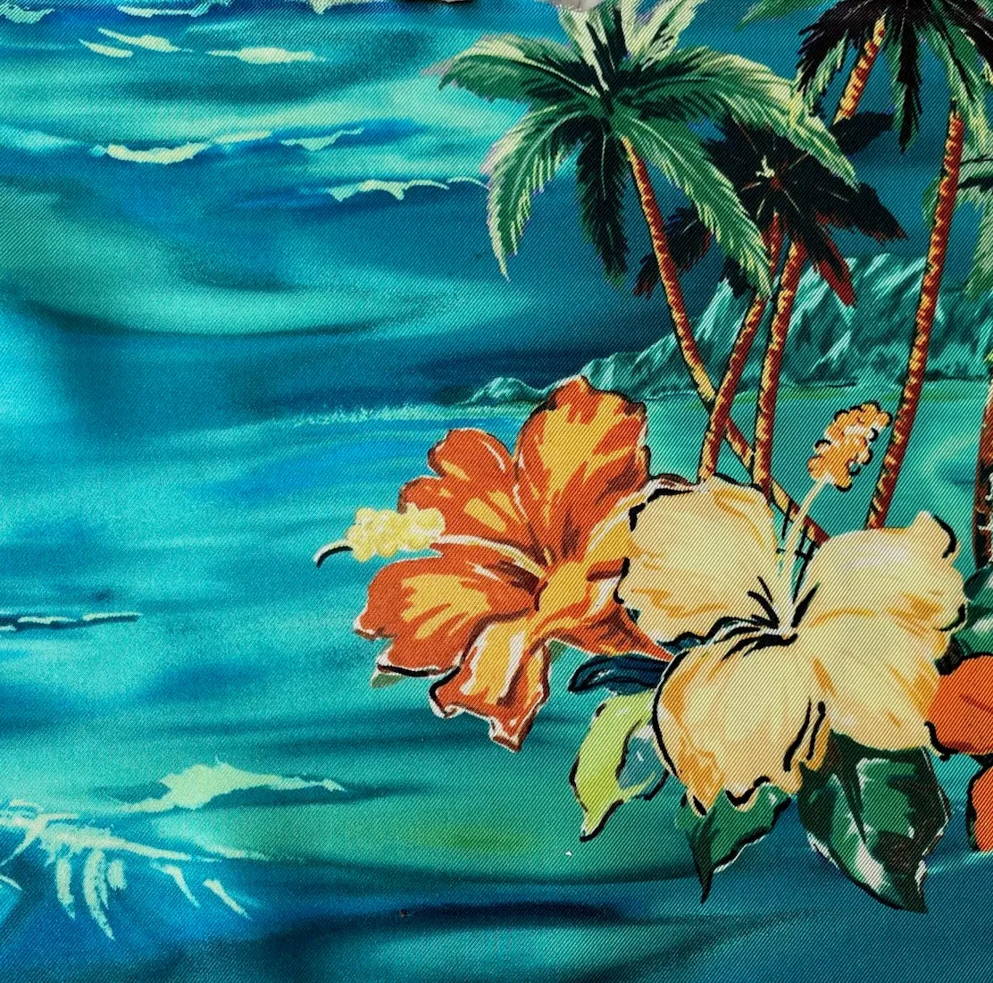 Tropical Lush Hibiscus Rosa-Sinensis Silk Twill (Made in Italy)