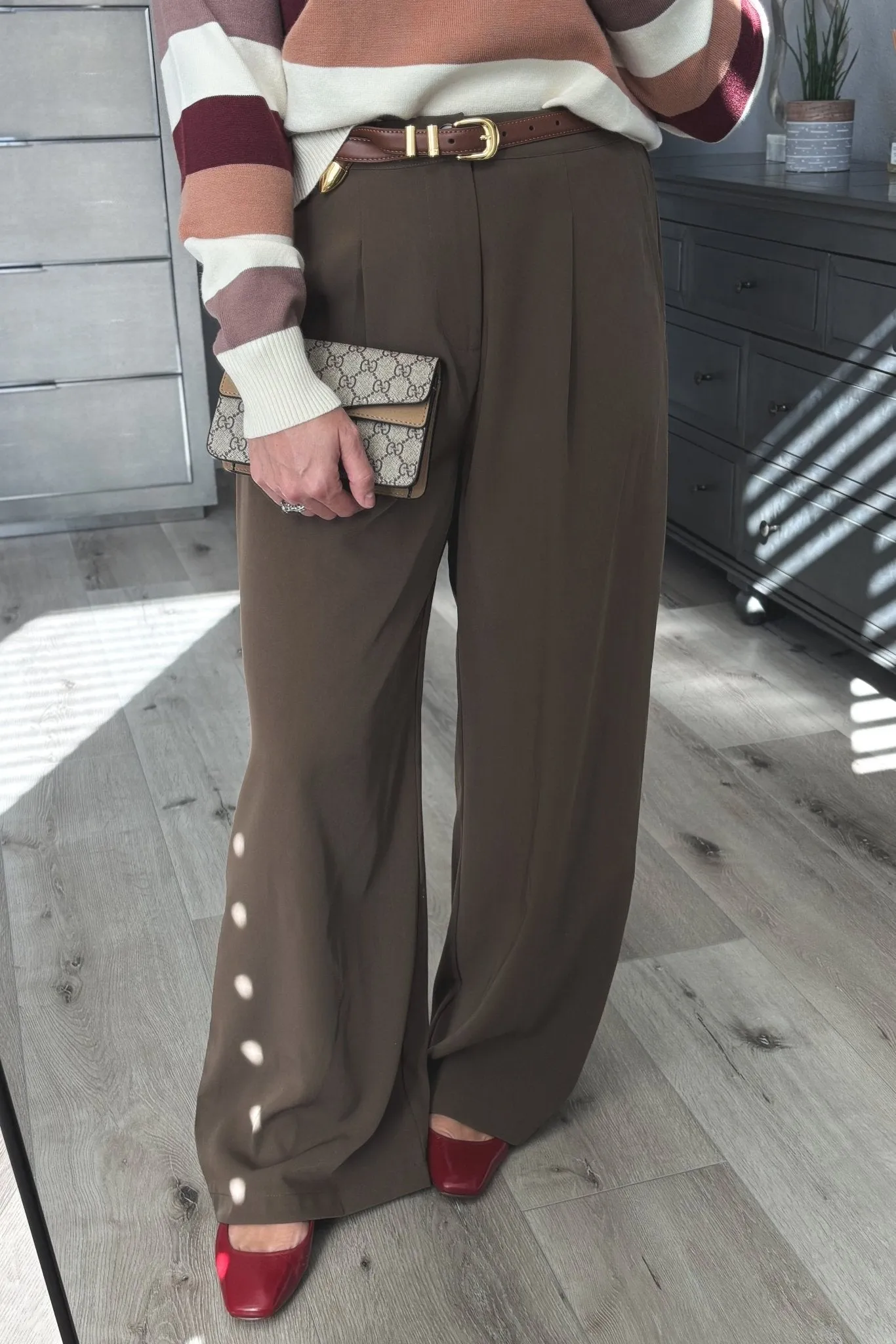 Women's Wide Leg Trousers | Pleated | Brown